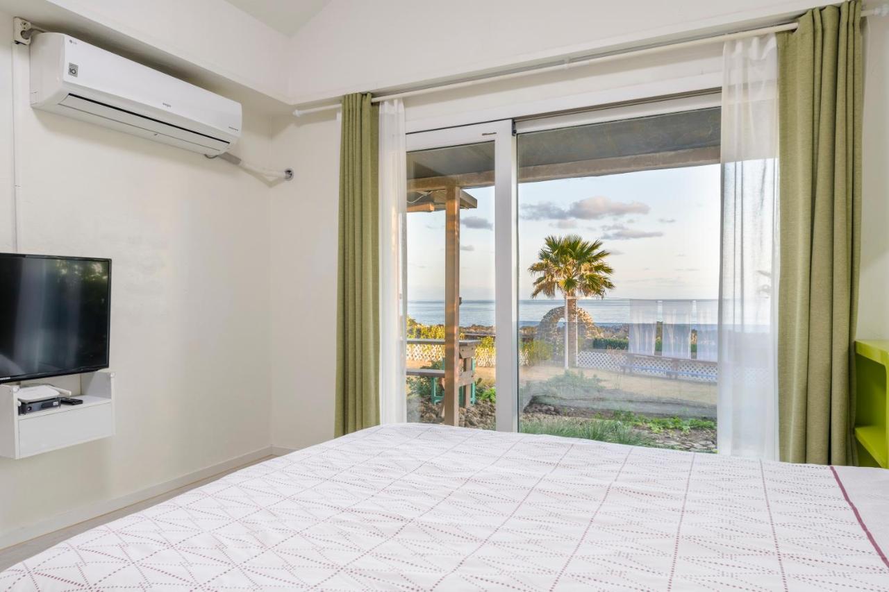 Jeju Turning Point Pension Seogwipo Zewnętrze zdjęcie